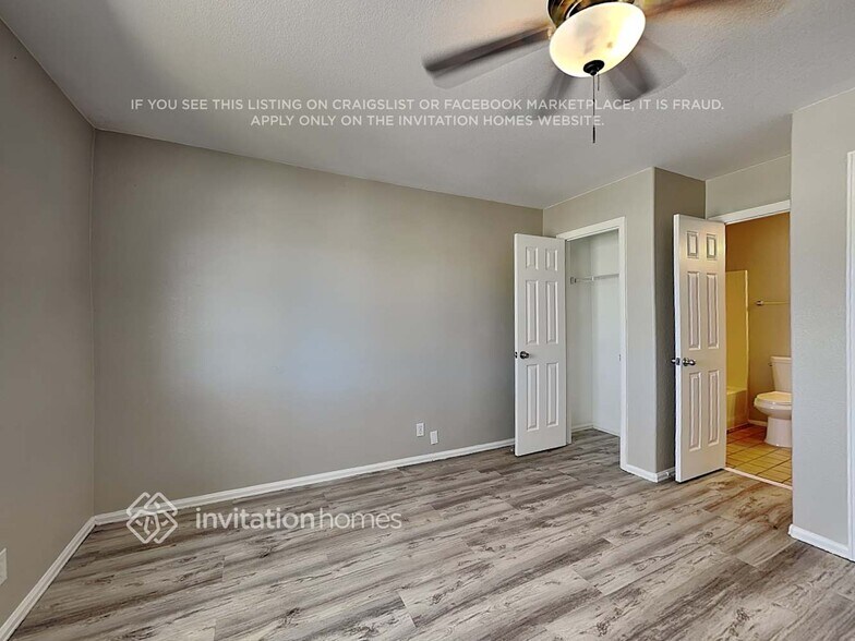 Building Photo - 9678 Lansing Cir