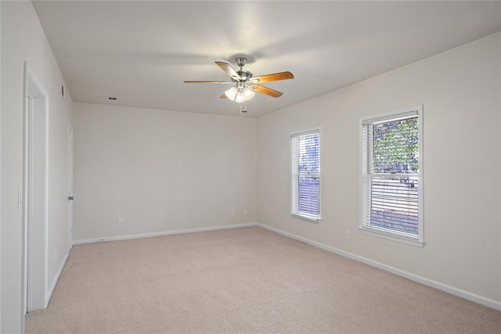 Building Photo - 1978 Poppleford Ln