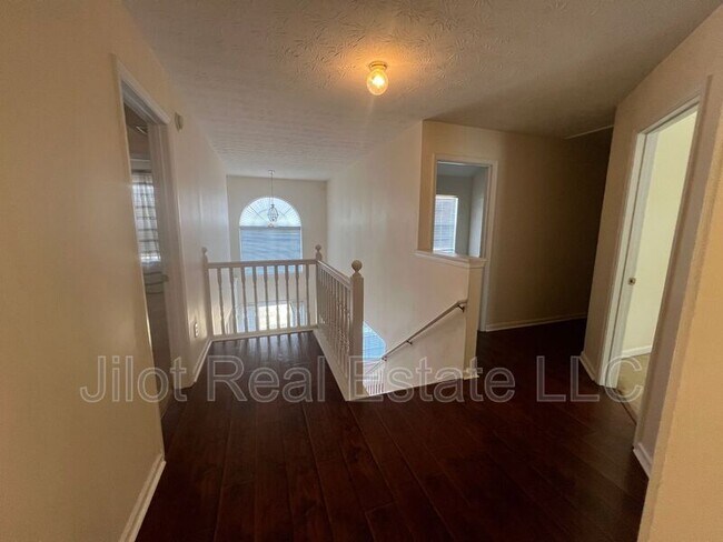 Building Photo - 1640 Bennett Dr