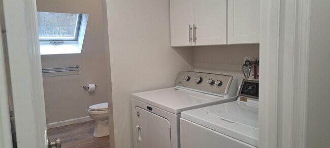 Building Photo - 338 Haverhill Rd