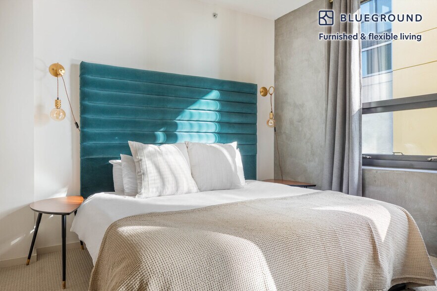 Building Photo - 350 Eleventh Avenue-SI FL4-ID37