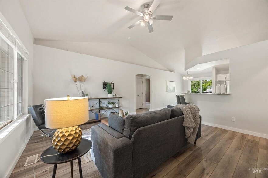 Building Photo - 6512 S Lone Tree Way