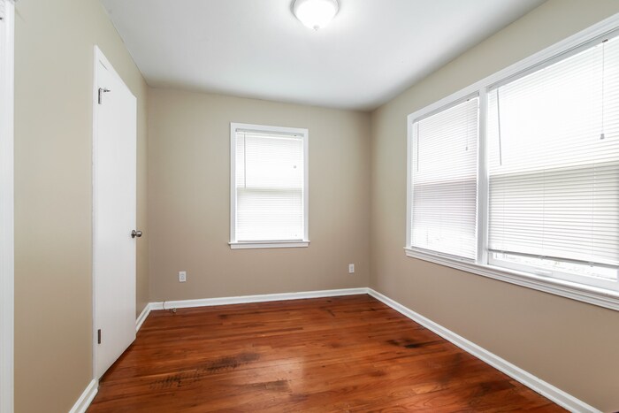 Building Photo - 10808 E 58 St