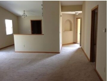 Building Photo - 1712 Clover Dr
