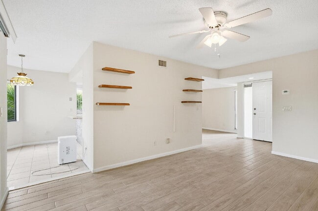 Building Photo - Woodhaven Condominium