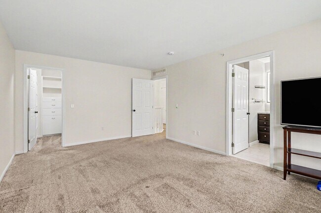 Building Photo - 3157 Asher Rd