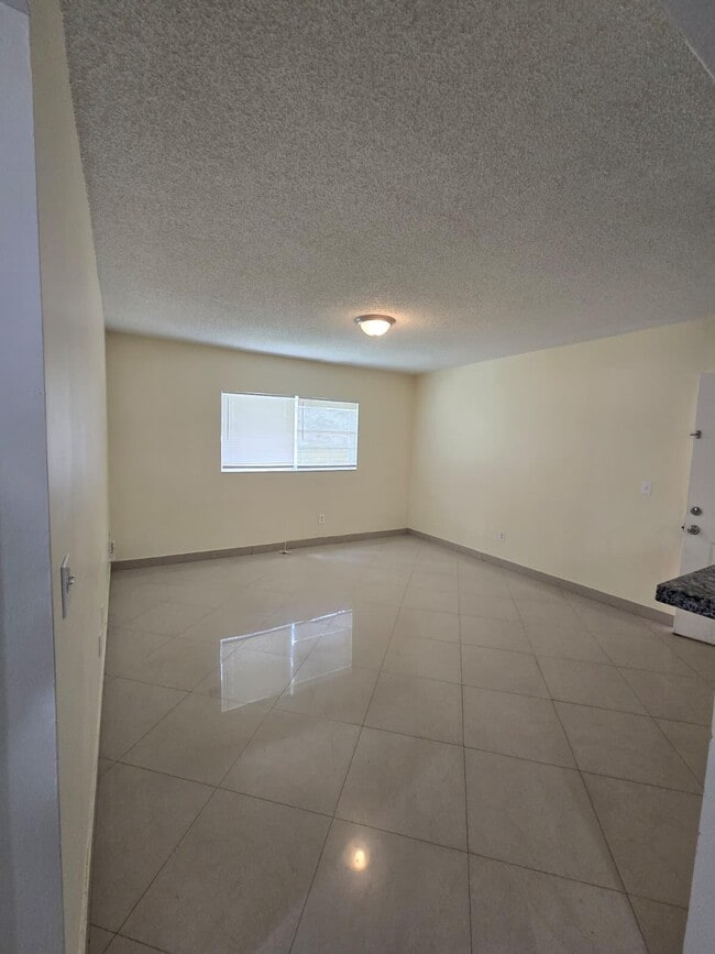 Building Photo - 3630 N 56th Ave