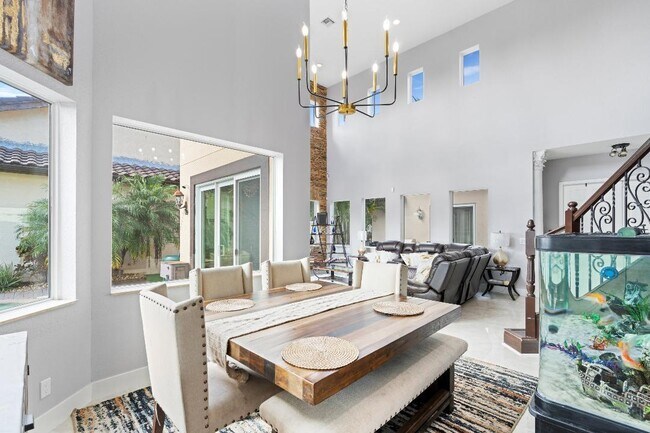 Building Photo - 4102 Artesa Dr