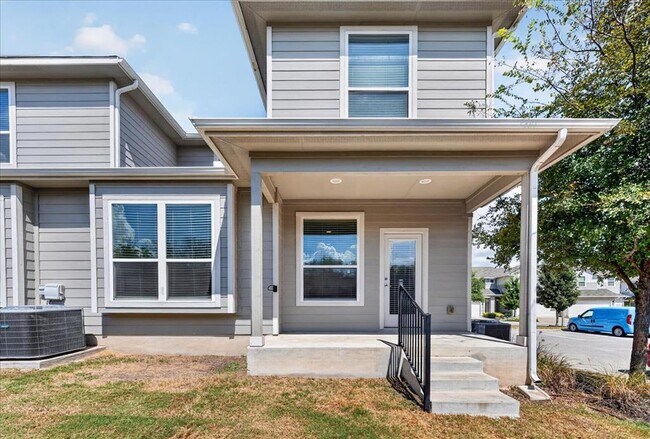Building Photo - 11308 Gadsen Ln