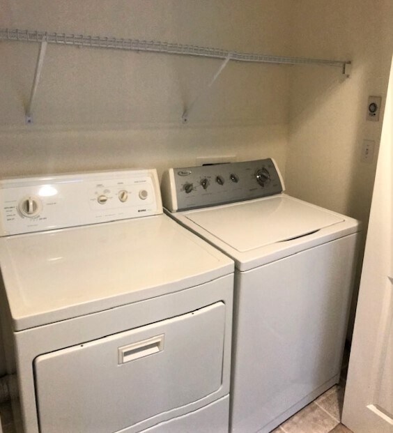 Building Photo - Mill Creek Beauty-Newly Updated and Rent Ready!