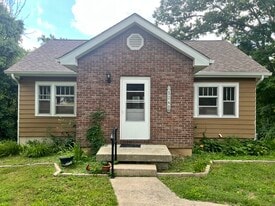 Building Photo - 5240 State Rd 46