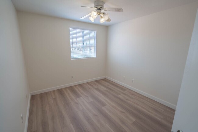 Building Photo - 22441 Cardiff Dr