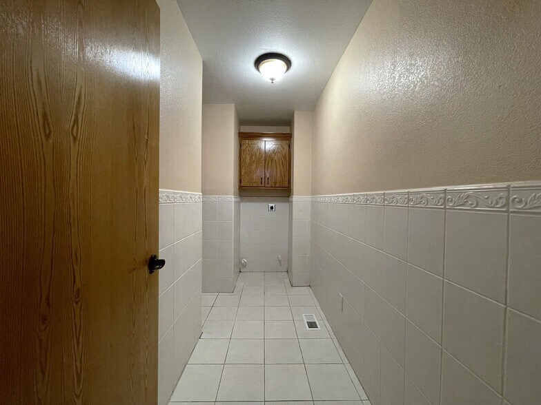 Building Photo - 8304 Timothy Ln