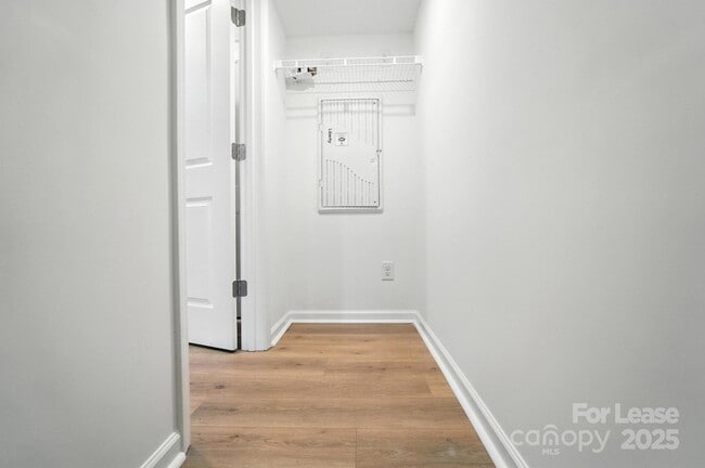 Building Photo - 5033 Westmead Ln