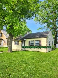Building Photo - New Listing in Fort Wayne