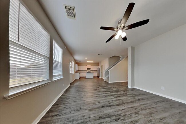 Building Photo - 21015 Kirkland Woods Dr