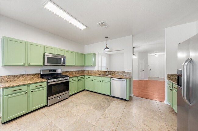 Building Photo - 923 Shirefield Ln