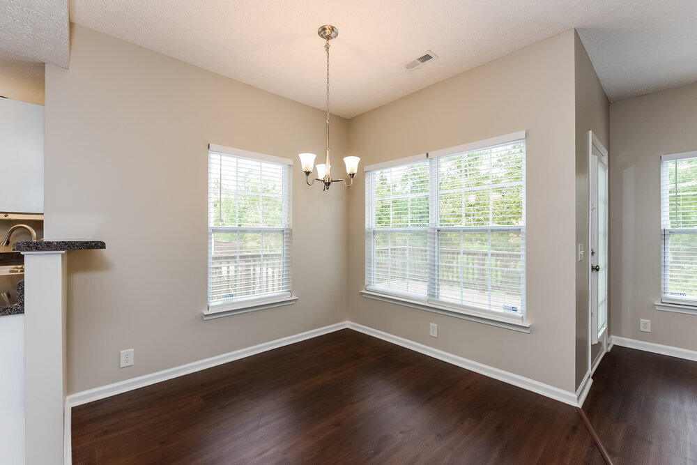 Building Photo - 7245 Legacy Dr