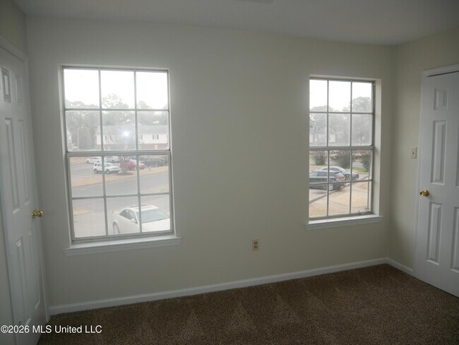 Building Photo - 8061 Martha Ann Ln