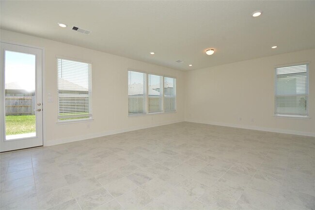 Building Photo - 20711 Westfield Grove Pl