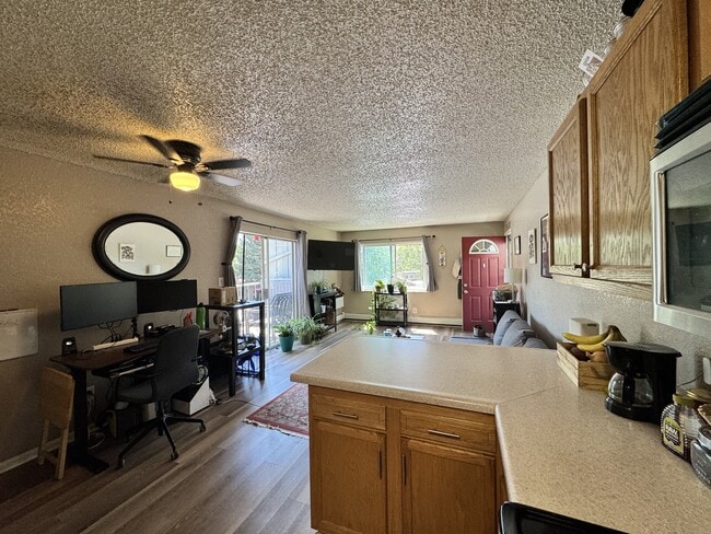 Building Photo - 857 S Van Gordon Ct