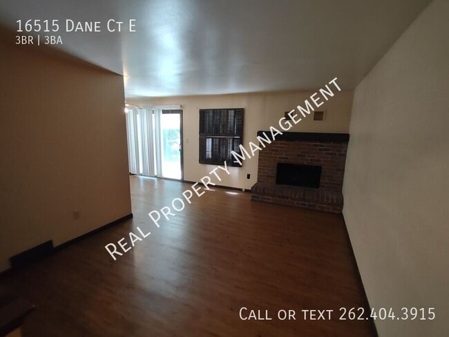Building Photo - 16515 Dane Ct E
