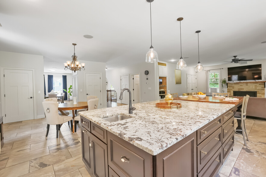 Building Photo - 9 Washington Ave