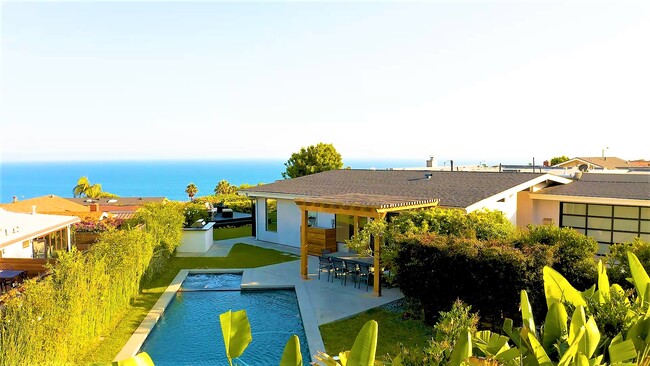 Building Photo - 18320 Clifftop Way