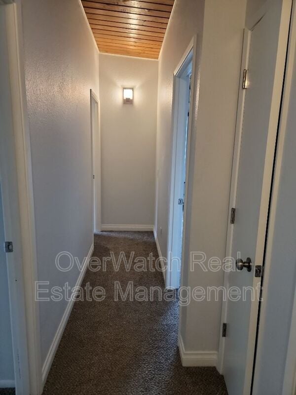 Building Photo - 341 E 46th Ave