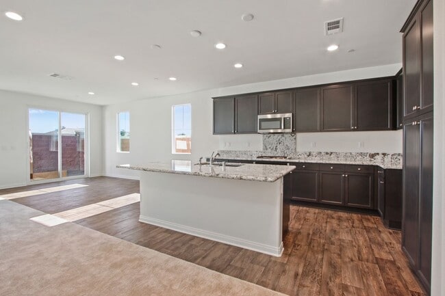 Building Photo - 16435 Globetrotter Ave