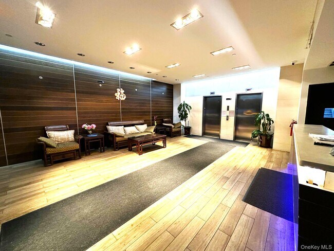 Building Photo - 132-03 Sanford Ave