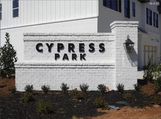 Building Photo - 4729 Cypress Pk Dr