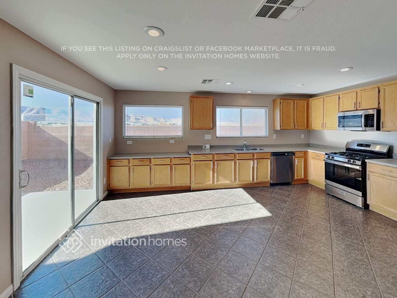 Building Photo - 12045 Spice Tree St