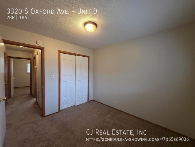 Building Photo - 3320 S Oxford Ave