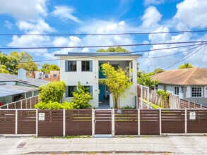 Building Photo - 168 NW 53rd St