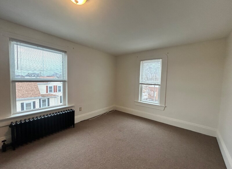 Building Photo - 67 Pleasant St