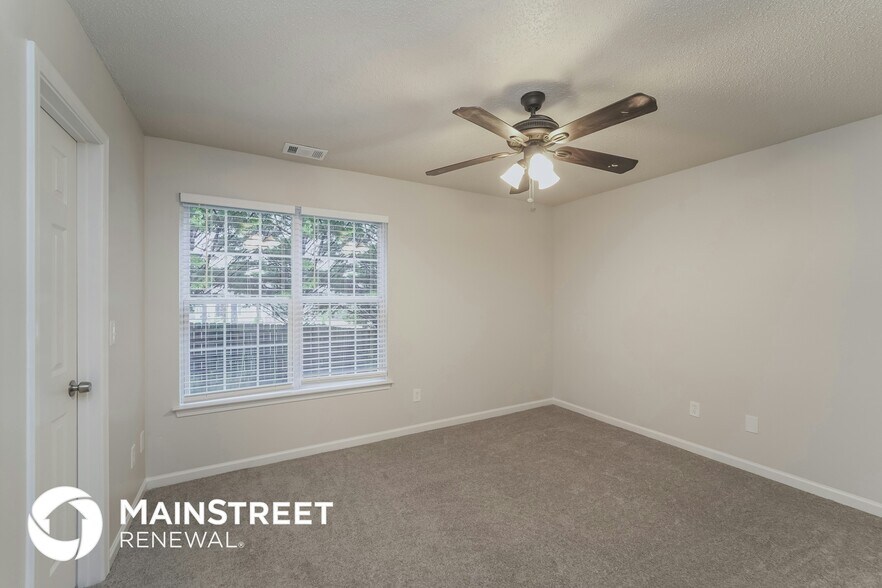 Building Photo - 430 Cedarcroft Dr