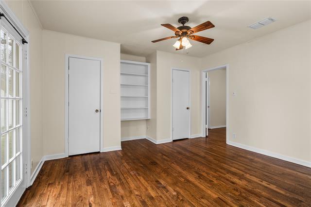 Building Photo - 2223 Fowler Dr