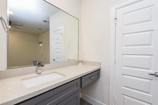 Building Photo - 2703 Eado Edge Ct
