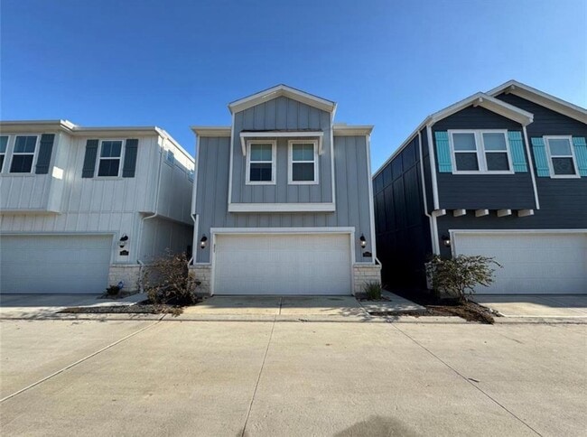 Primary Photo - 2325 Bay Breeze Dr