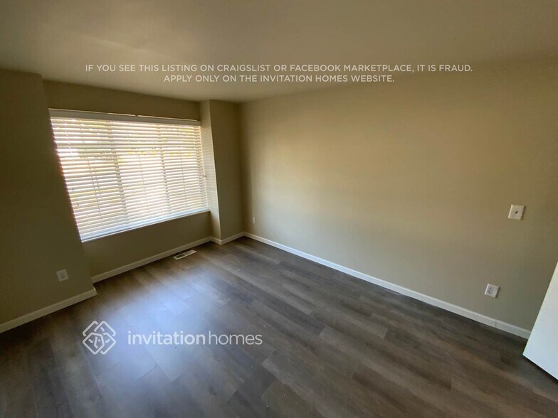 Building Photo - 24306 34th Ave Ct E