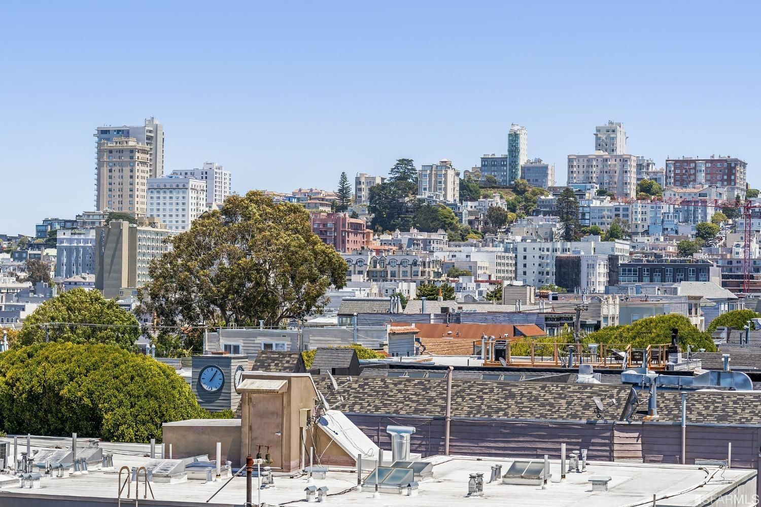 Roof deck view - 2920 Buchanan St