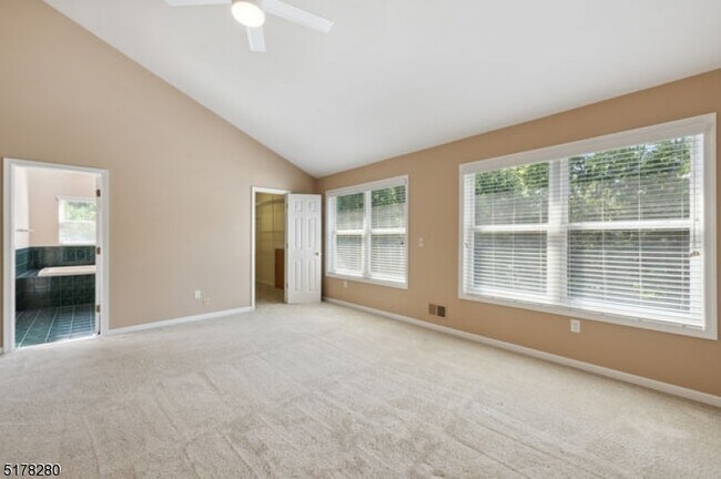 Building Photo - 408 Prospect Ave