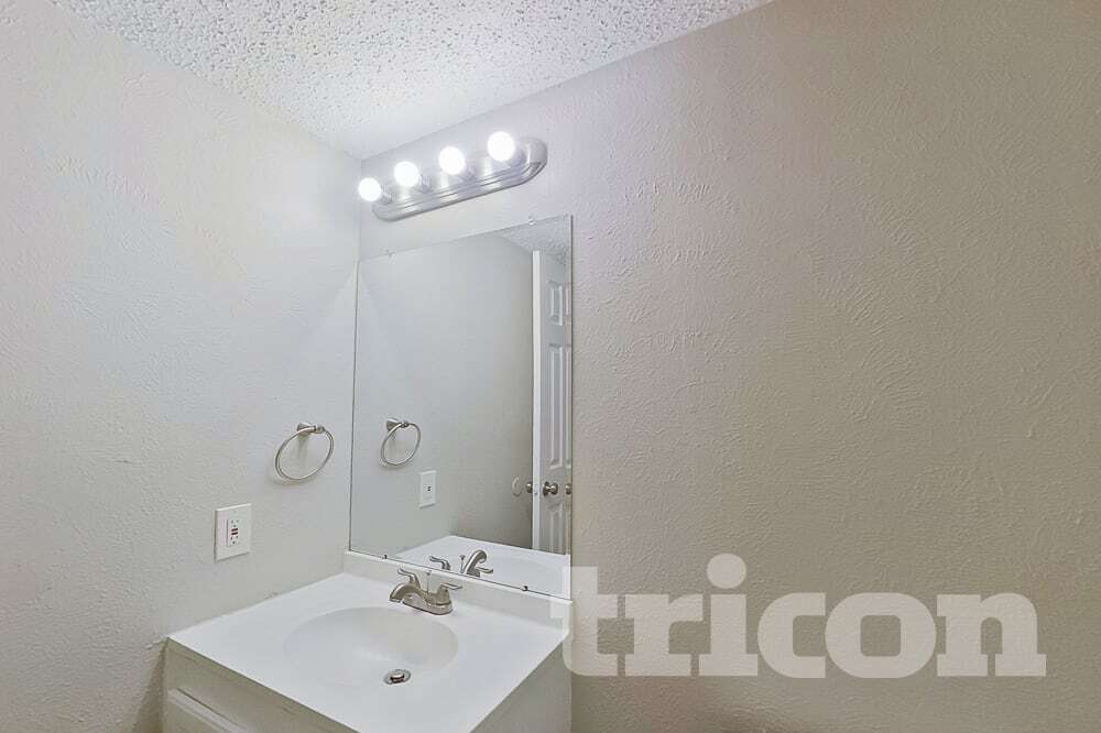 Building Photo - 1610 Pilot Way