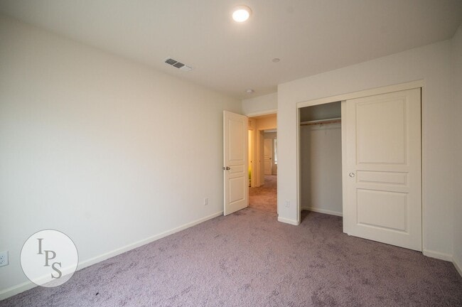Building Photo - Sanger 2-Story Home, SOLAR!!!  4BR/2.5BA, ...