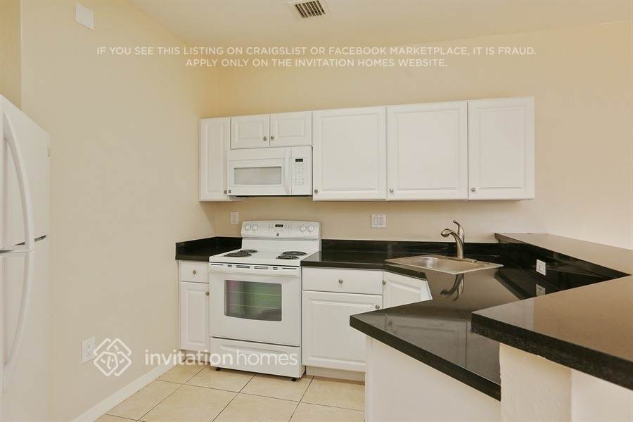 Building Photo - 19022 SW 318th Terrace