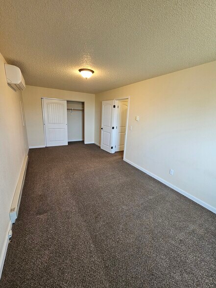 Building Photo - 2610 Gallery View Dr