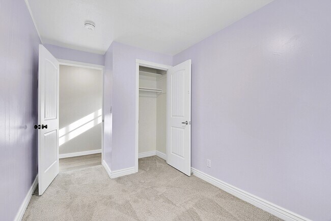 Building Photo - 6554 High Cir