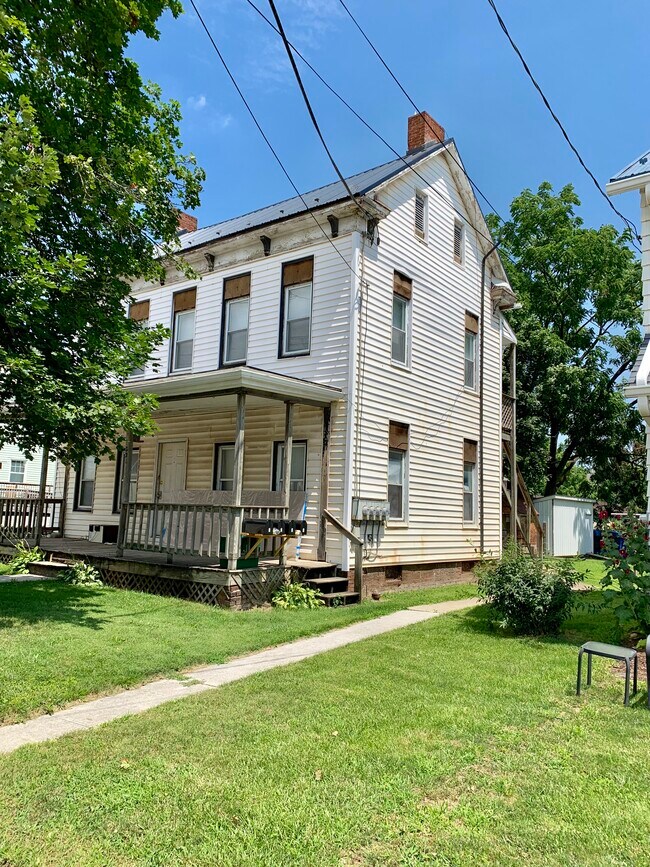 221 High St 221 High St Hanover PA 17331 Apartment Finder