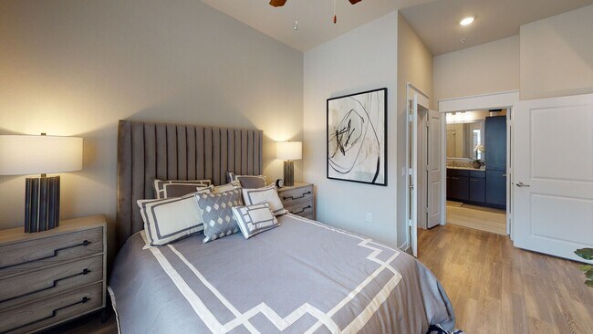 Building Photo - Comfort Meets Style — Now Leasing Spacious...